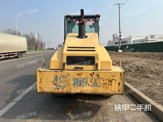 整機右后45°（整機外觀）