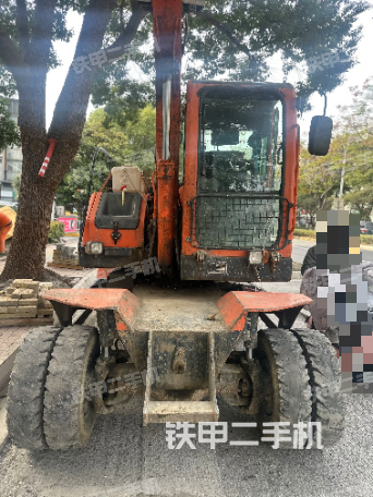 远山机械YS775-8挖掘机