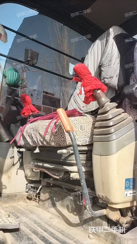 驾驶室整体（整机外观）