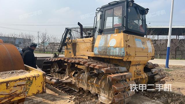 整机左侧（设备外观及核心部件）