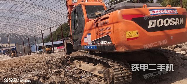 整機(jī)右后45°（整機(jī)外觀）