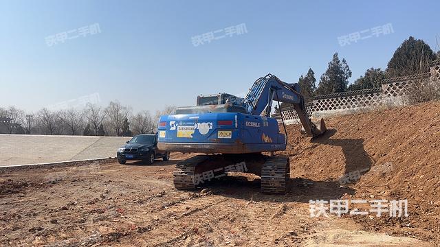 驾驶室顶部（整机外观）