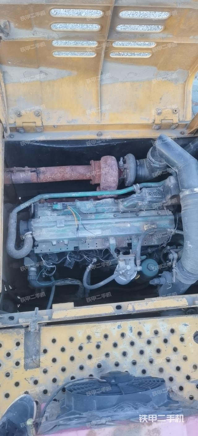 发动机整体俯视（整机外观）