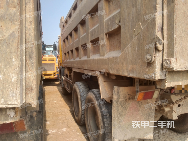 整機(jī)右后45°(設(shè)備外觀及核心部件) 整機(jī)右后45°(設(shè)備外觀及核心部件)