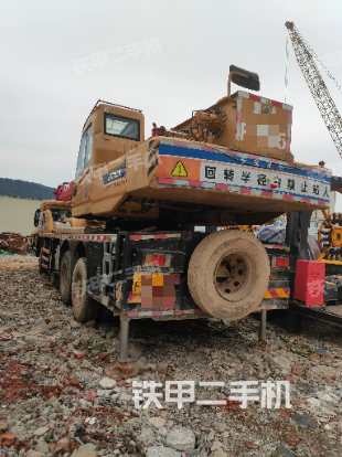 整機(jī)左側(cè)(設(shè)備外觀及核心部件) 整機(jī)左側(cè)(設(shè)備外觀及核心部件)