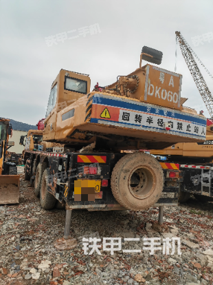 整機左側(cè)(設(shè)備外觀及核心部件) 整機左側(cè)(設(shè)備外觀及核心部件)