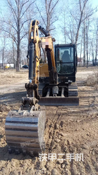 驾驶室整体（整机外观）