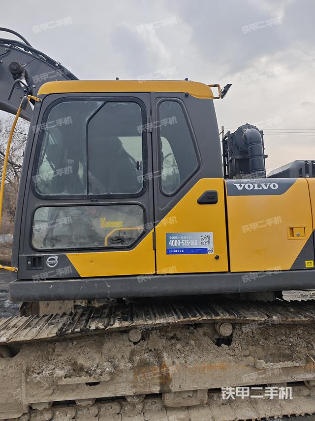 驾驶室整体（整机外观）