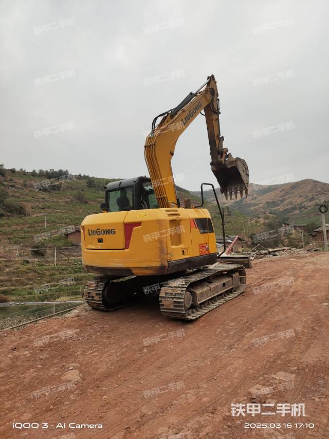 整機右后45°（整機外觀）