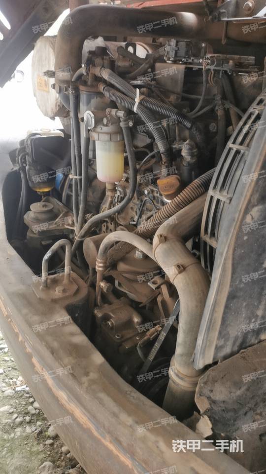 發(fā)動(dòng)機(jī)整體俯視(整機(jī)外觀) 發(fā)動(dòng)機(jī)整體俯視(整機(jī)外觀)