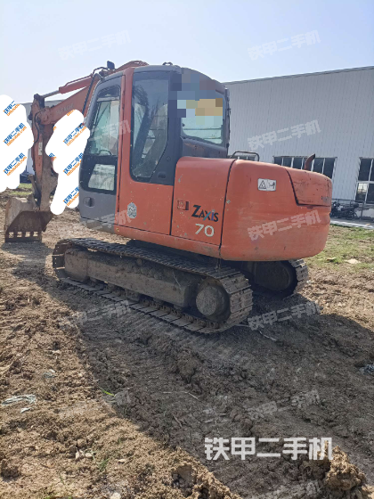 右后45(整機外觀) 右后45(整機外觀)