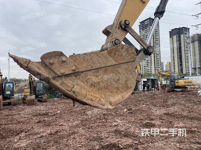 駕駛室頂部（整機(jī)外觀）