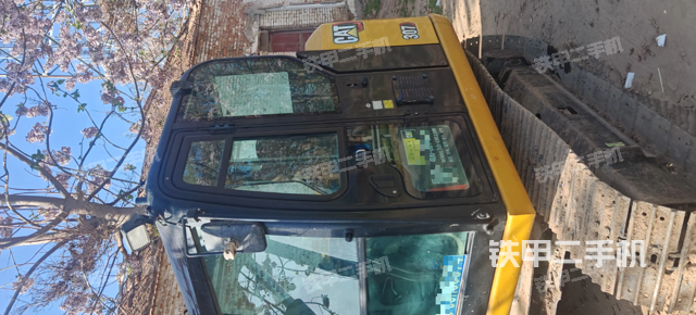 驾驶室整体（整机外观）