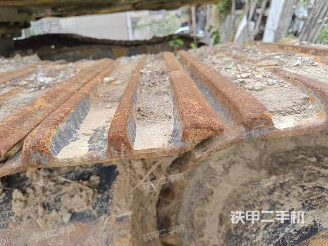 單側(cè)履帶整體（整機外觀）