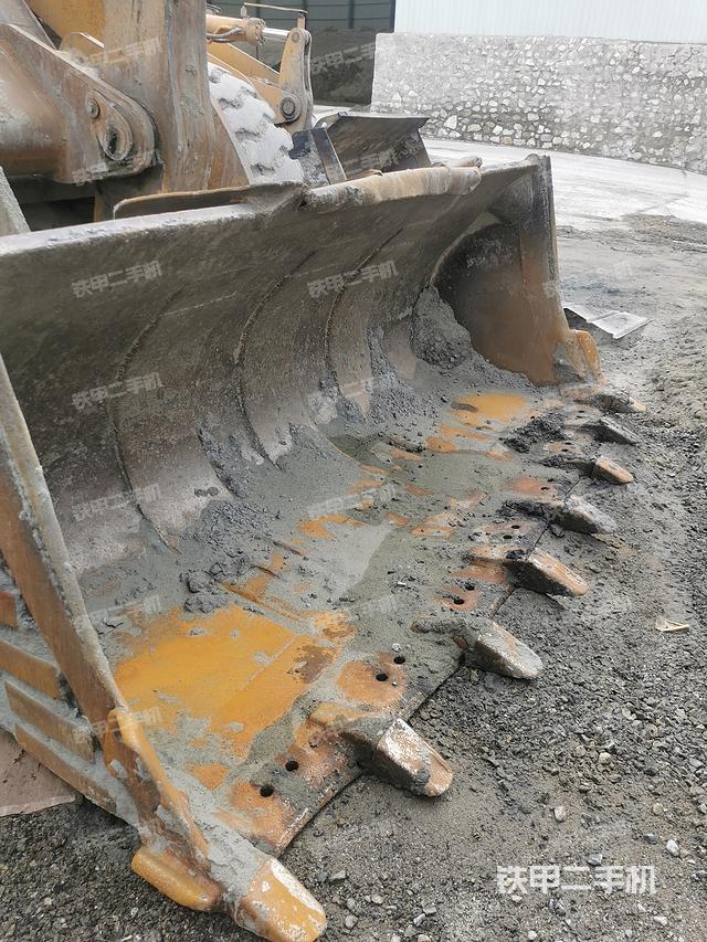 工作裝置整體（整機外觀及大件）