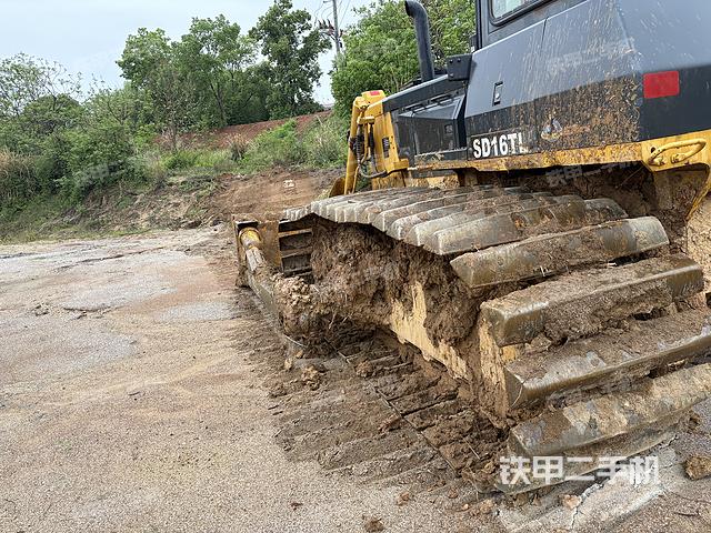 整机左侧（设备外观及核心部件）