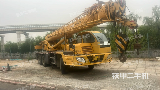 整機右側(cè)(設(shè)備外觀及核心部件) 整機右側(cè)(設(shè)備外觀及核心部件)