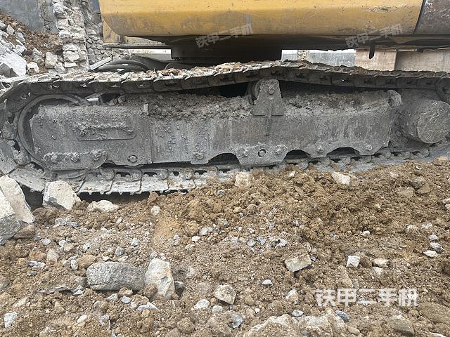 單側(cè)履帶整體（整機(jī)外觀）