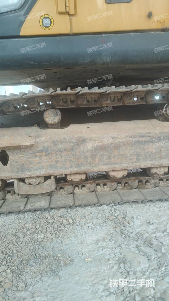 單側(cè)履帶整體（整機(jī)外觀）