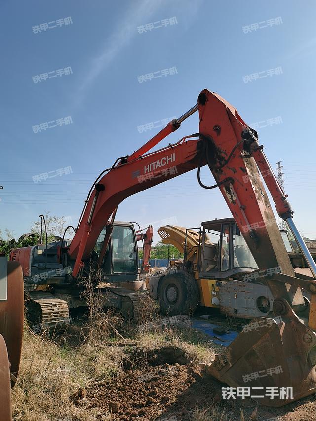 日立ZX240-3挖掘機(jī)