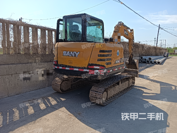 整機(jī)右后45°(整機(jī)外觀) 整機(jī)右后45°(整機(jī)外觀)