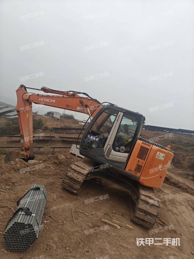 駕駛室整體(整機外觀) 駕駛室整體(整機外觀)