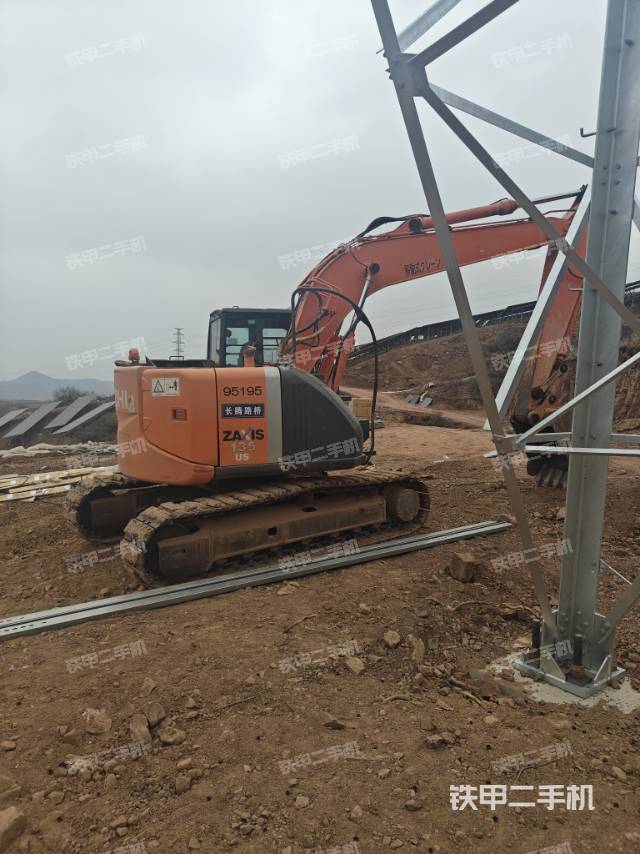 整機右后45°(整機外觀) 整機右后45°(整機外觀)