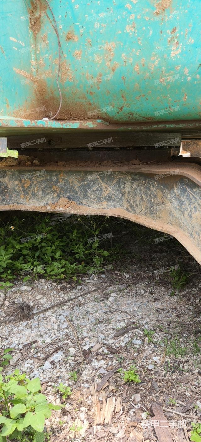 回轉(zhuǎn)馬達和主控閥（整機外觀）