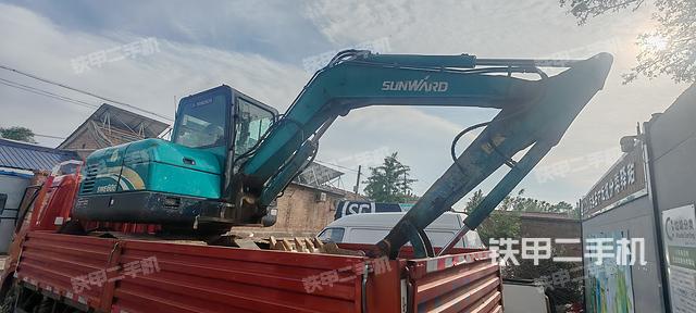 整機(jī)右后45°(整機(jī)外觀) 整機(jī)右后45°(整機(jī)外觀)