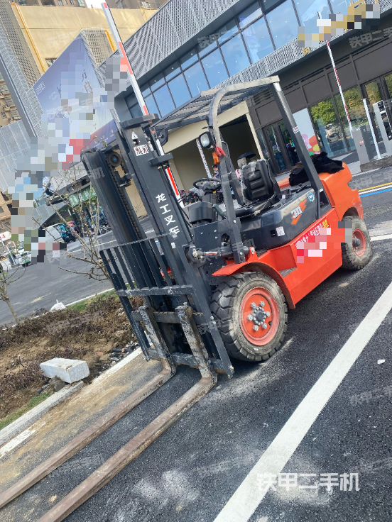 龙工FD30T叉车