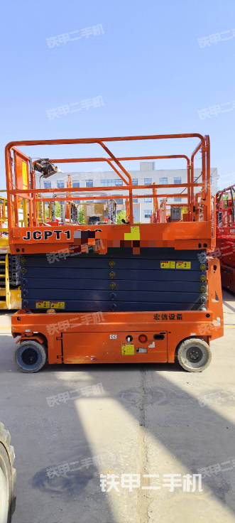 整机右侧（设备外观及核心部件）