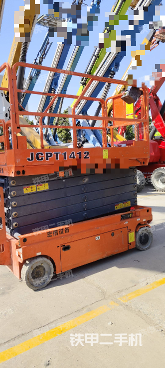 鼎力JCPT1412DC高空作業(yè)機(jī)械