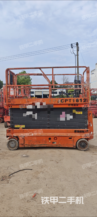 整机右侧（设备外观及核心部件）