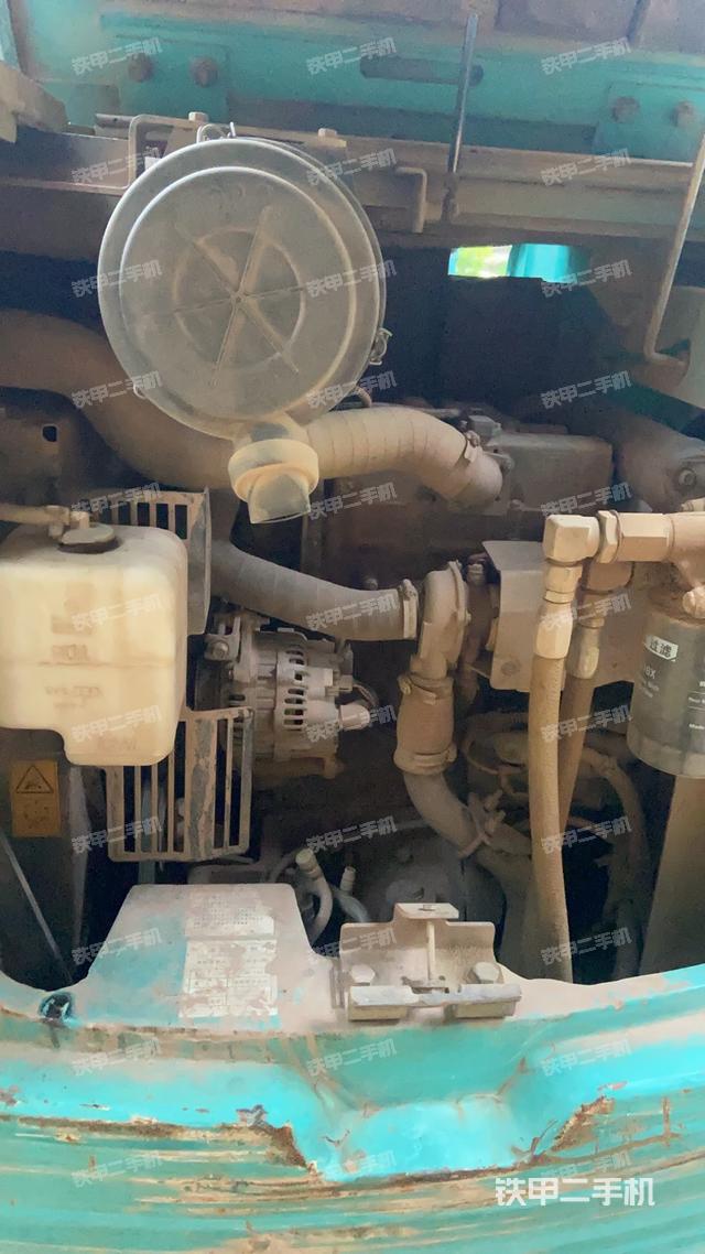 發(fā)動機整體俯視(整機外觀) 發(fā)動機整體俯視(整機外觀)