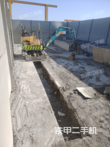 整机右后45°（整机外观）