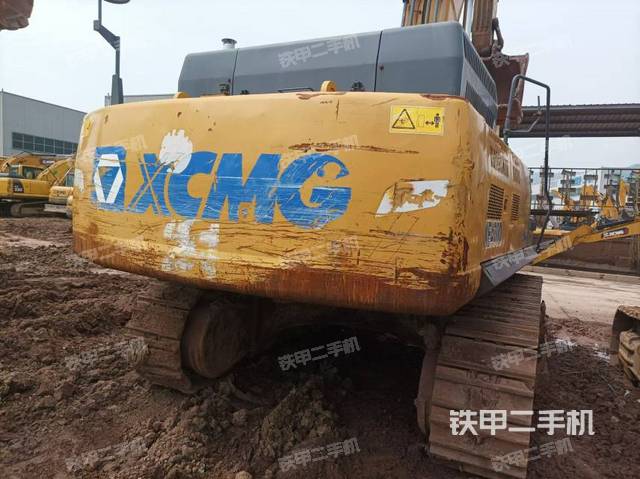 单侧履带整体（整机外观）