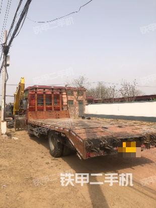 整機(jī)右側(cè)(設(shè)備外觀及核心部件) 整機(jī)右側(cè)(設(shè)備外觀及核心部件)