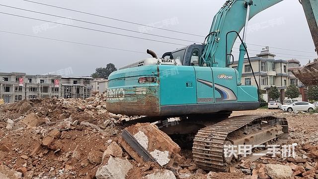 整機(jī)右后45°(整機(jī)外觀) 整機(jī)右后45°(整機(jī)外觀)