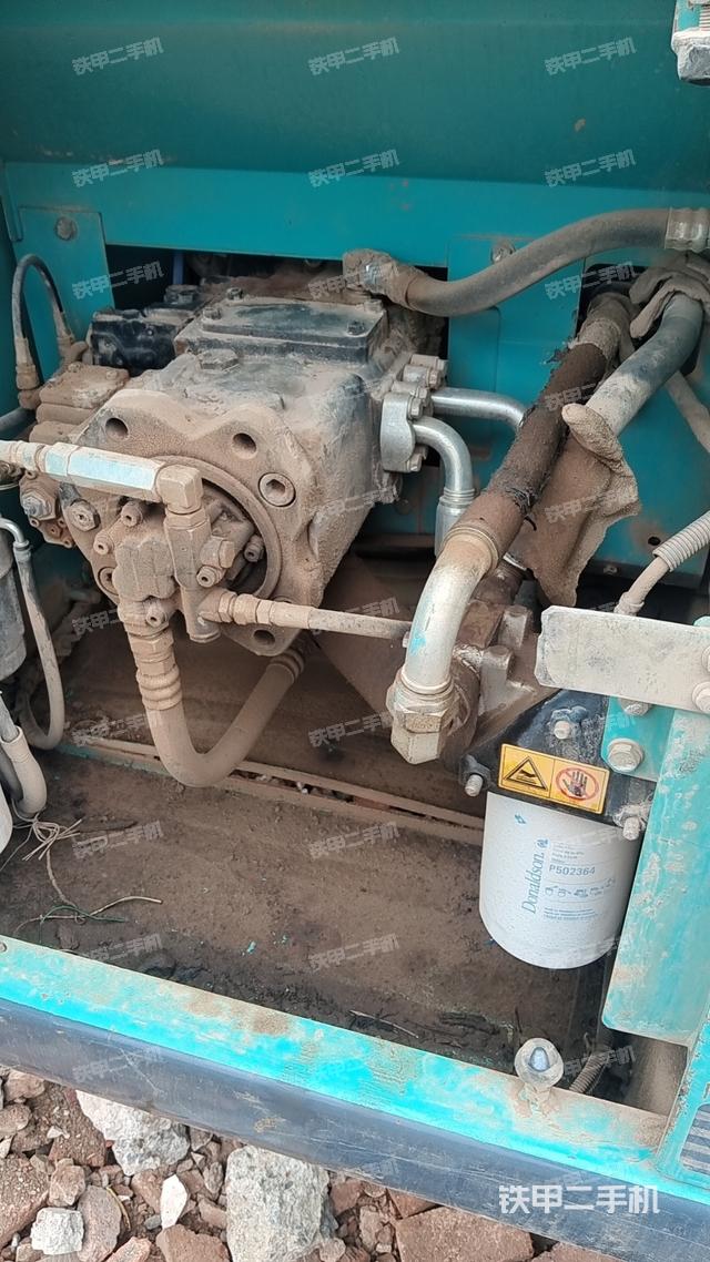 發(fā)動機(jī)整體俯視(整機(jī)外觀) 發(fā)動機(jī)整體俯視(整機(jī)外觀)