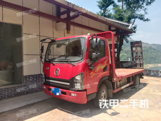 陜汽重卡4X2平板運(yùn)輸車(chē)實(shí)拍圖片