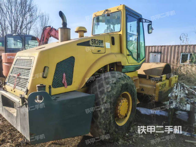 整機(jī)右后45°(設(shè)備外觀及核心部件) 整機(jī)右后45°(設(shè)備外觀及核心部件)