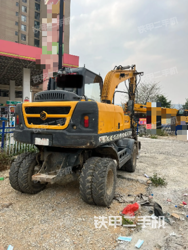整機右后45°(整機外觀) 整機右后45°(整機外觀)