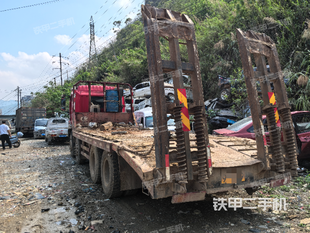 整機右后45°(設(shè)備外觀及核心部件) 整機右后45°(設(shè)備外觀及核心部件)