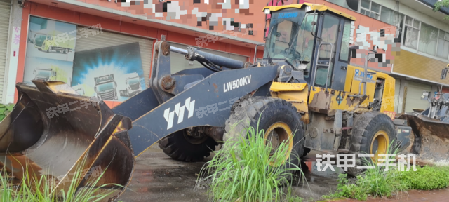 駕駛室操作臺(tái)（整機(jī)外觀及大件）