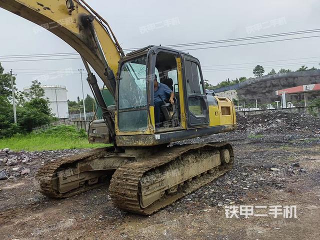 徐工XE215DA挖掘機(jī)