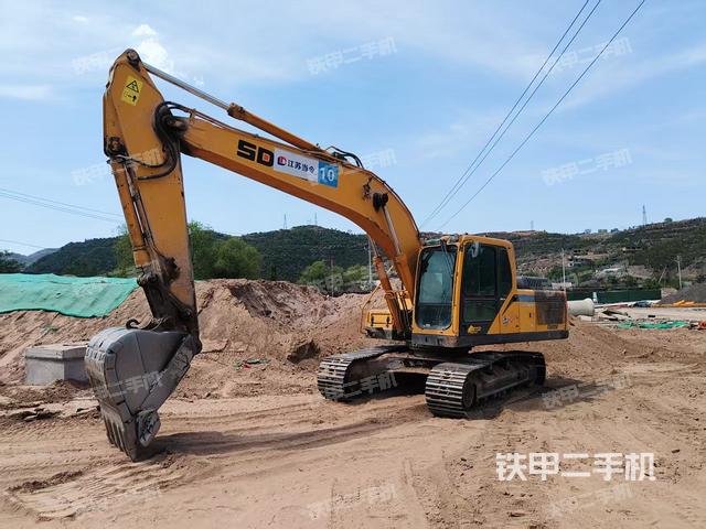 山東臨工E6210F挖掘機(jī)