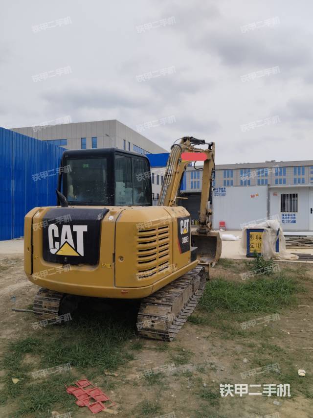 整机右后45°(整机外观) 整机右后45°(整机外观)