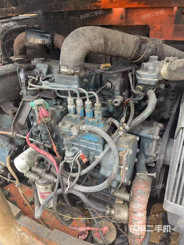 发动机整体俯视(整机外观) 发动机整体俯视(整机外观)