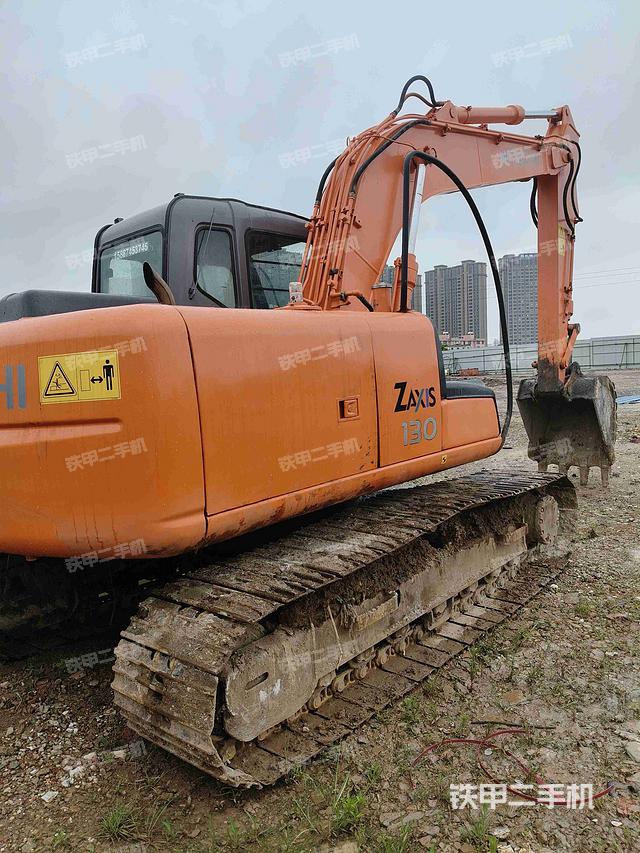 整机右后45°(整机外观) 整机右后45°(整机外观)