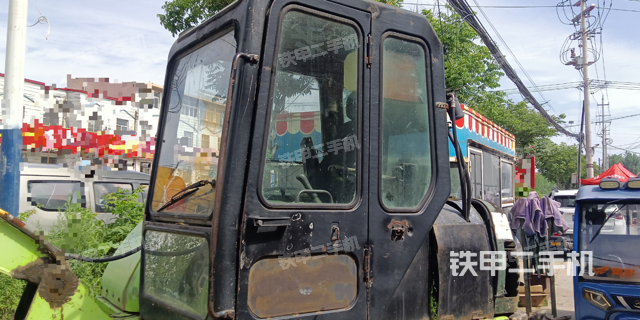 驾驶室整体（整机外观）